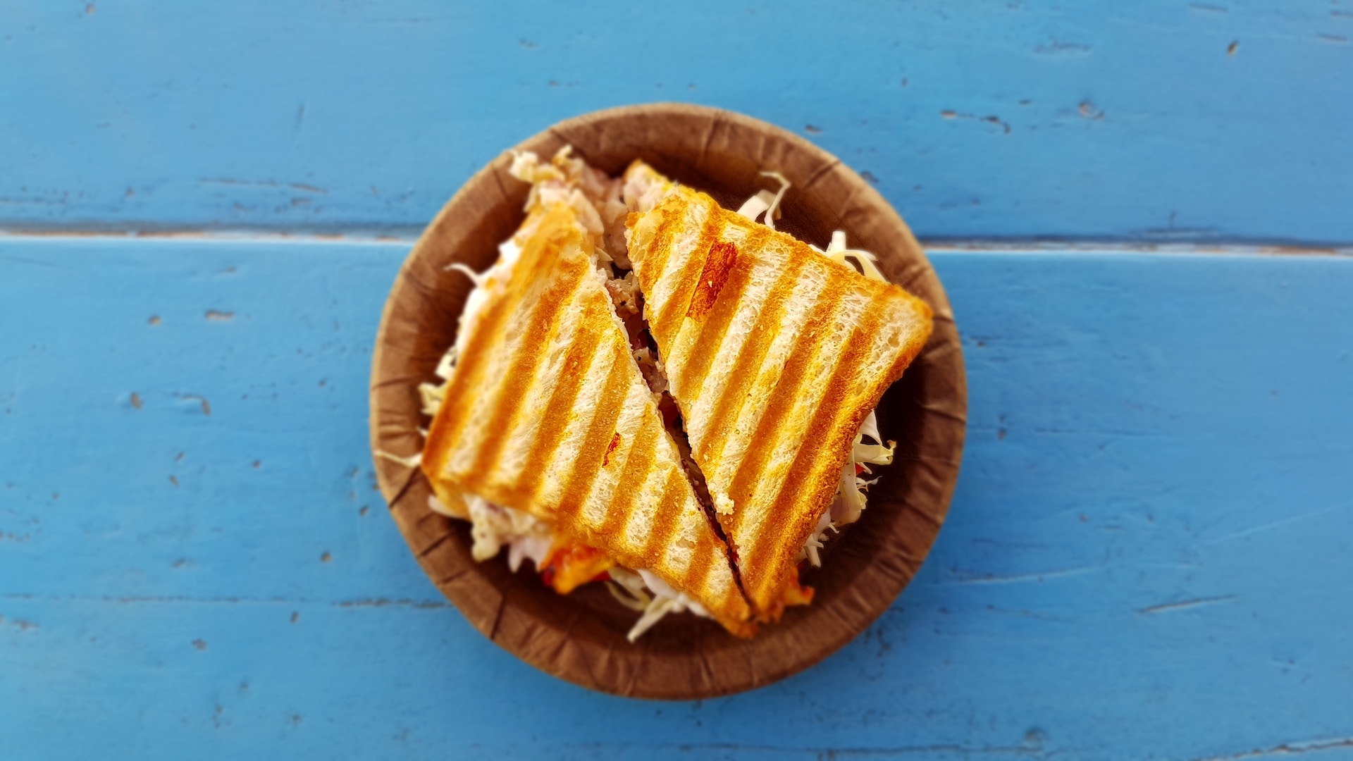 Voedsel en stemming: hoe wat we eten onze gevoelens beïnvloedt